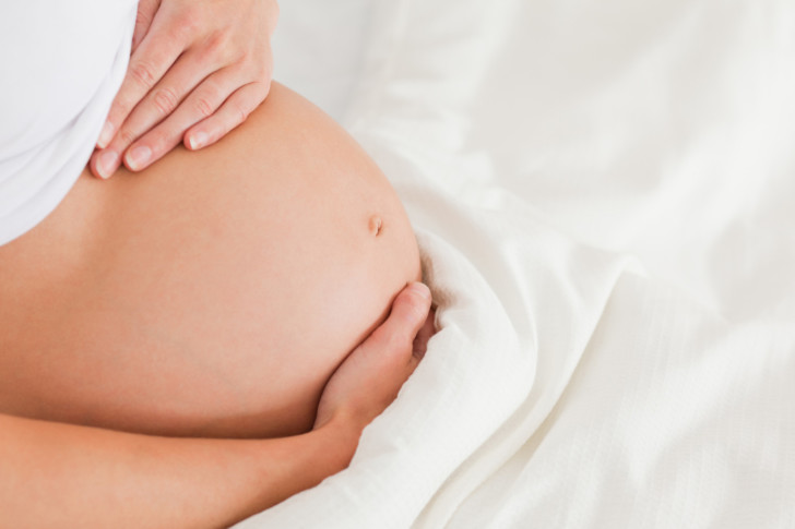 Во время беременности опухают, болят или чешутся половые губы: почему это происходит и что делать?