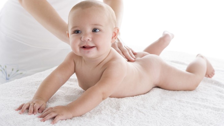 Как понять, что у новорожденного крохи болит живот, что делать и как помочь грудному ребенку?