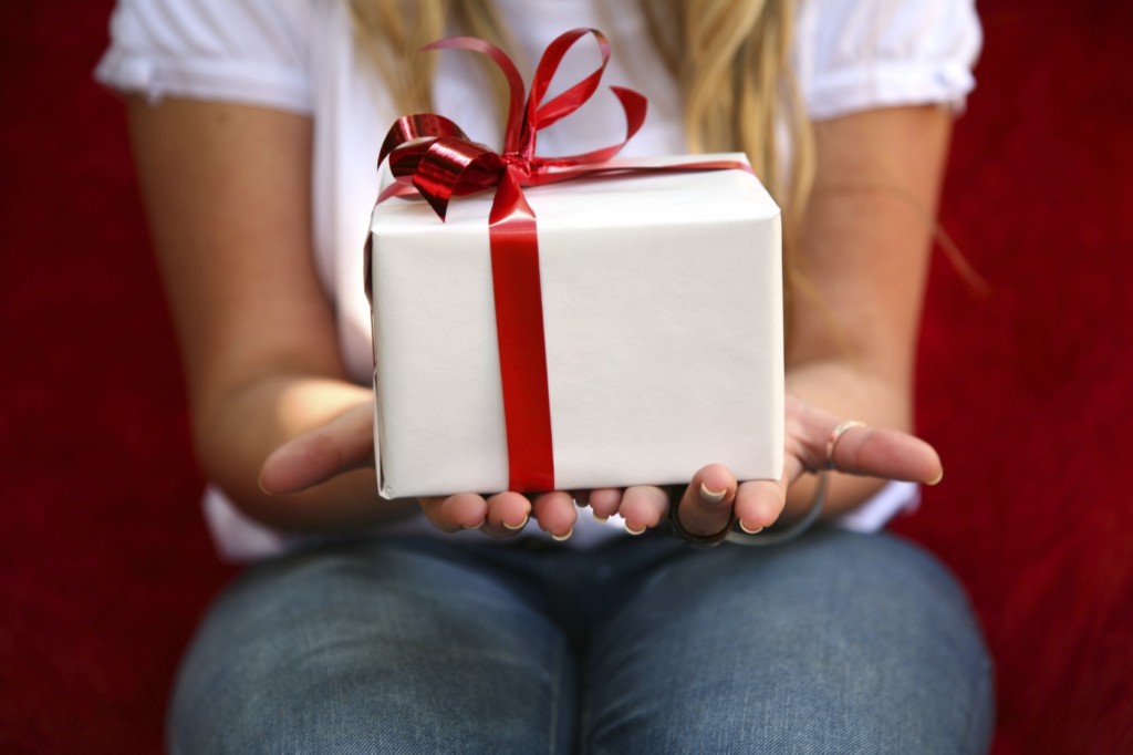 Что подарить девочке 7 лет на день рождения, какой подарок будет самым удачным для ребенка?