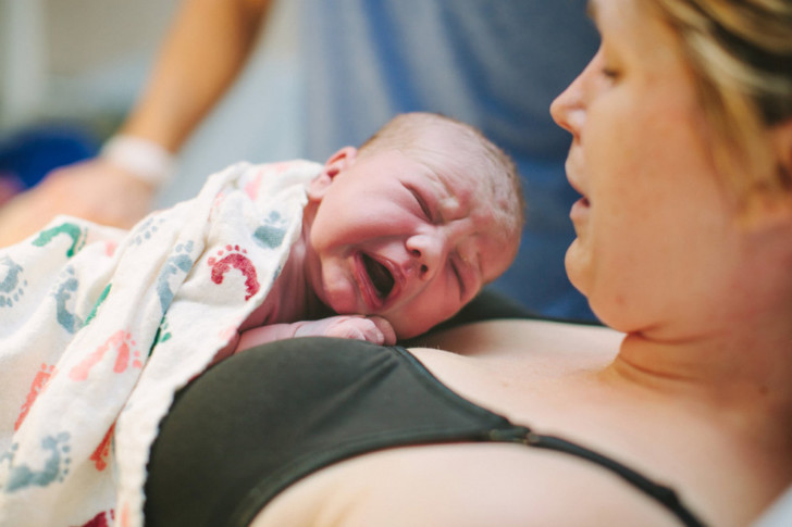 Чем опасна ветрянка на ранних и поздних сроках беременности, как проходит лечение, можно ли заболеть повторно?