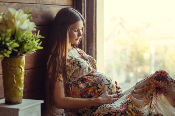 Что делать, если в 42 недели беременности нет никаких признаков скорых родов, почему так происходит?