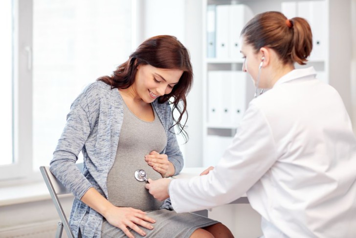 Почему нельзя поднимать тяжелое беременным: какие последствия могут быть от поднятия тяжестей во время беременности?