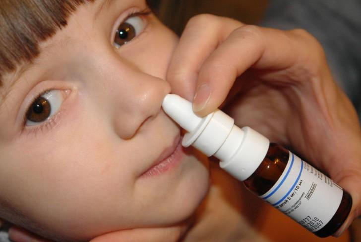 Список лучших капель для носа детям до года и старше: сосудосуживающие средства и другие препараты