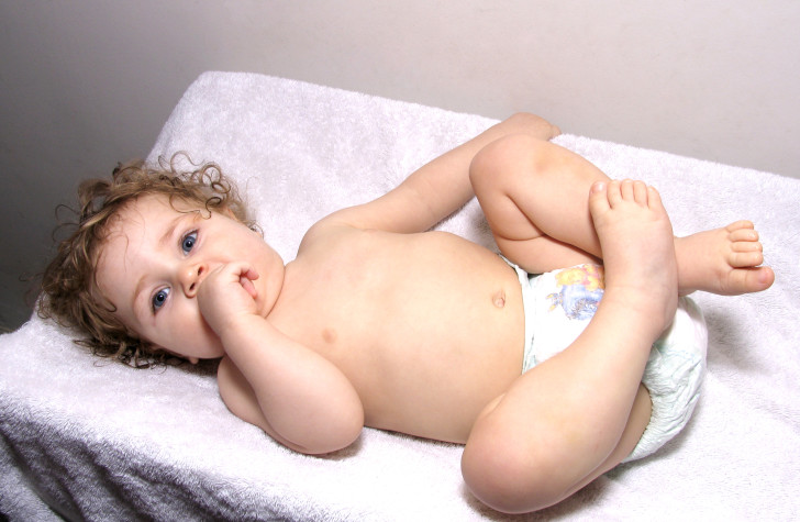 Как у девочек выглядят синехии: фото на начальной стадии, лечение срастания половых губ в домашних условиях
