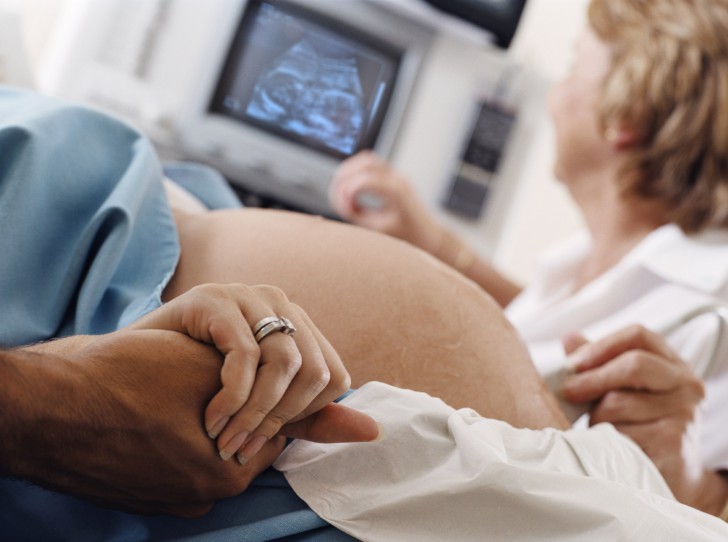 Причины, симптомы, лечение и последствия синдрома гиперстимуляции яичников при ЭКО после пункции и переноса эмбрионов