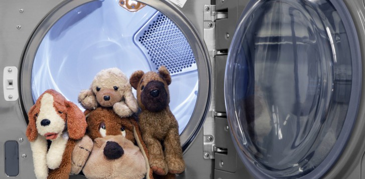 Как правильно стирать мягкие игрушки в домашних условиях: в стиральной машине, вручную, сухой чисткой