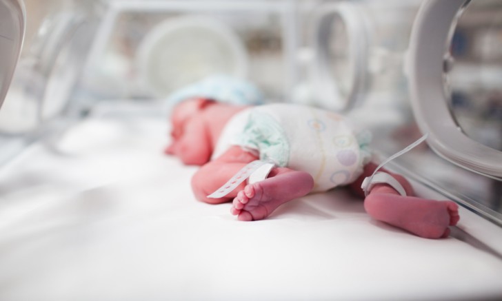 Клинической картиной начинающихся преждевременных родов является