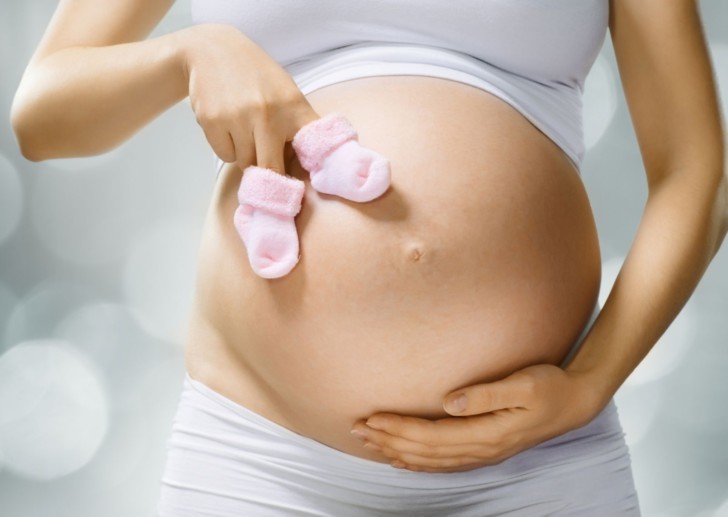 Что происходит с мамой и ребенком на 8 месяце беременности, как выглядит живот на этом сроке?