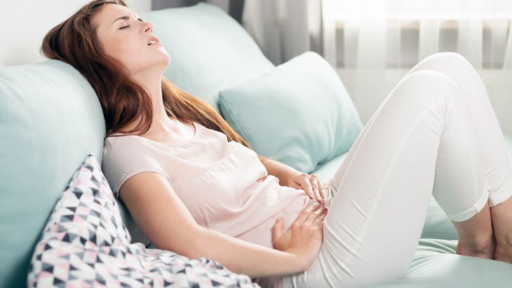 Болит и покалывает влагалище при беременности: почему все время появляются тяжесть и боль перед родами и что делать?