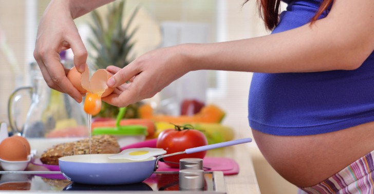 Как во время беременности похудеть без вреда для ребенка на ранних и поздних сроках: упражнения и меню