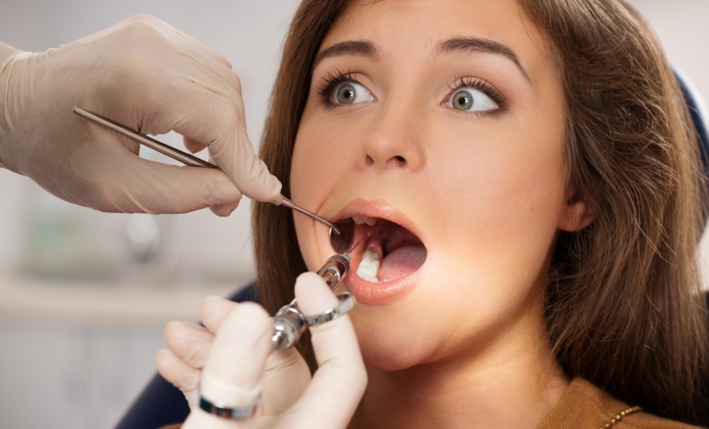 Лечение зубов во время 3 триместра беременности: возможно ли оно, что делать при зубной боли?
