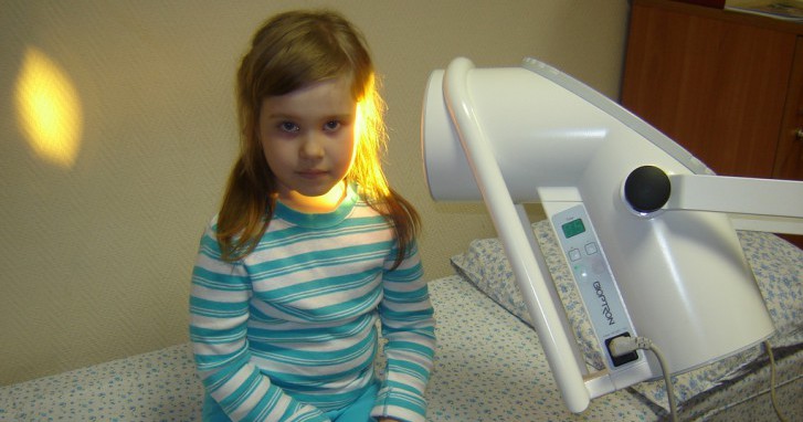 Лечение экссудативного отита у ребенка: двустороннего и одностороннего заболевания среднего уха