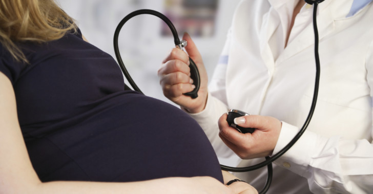 Валерьянка для беременных: можно ли принимать на ранних сроках и во 2–3 триместрах беременности, есть ли вред?