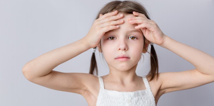 Инструкция по применению аминокапроновой кислоты для детей: как делать ингаляции и промывать нос при насморке?