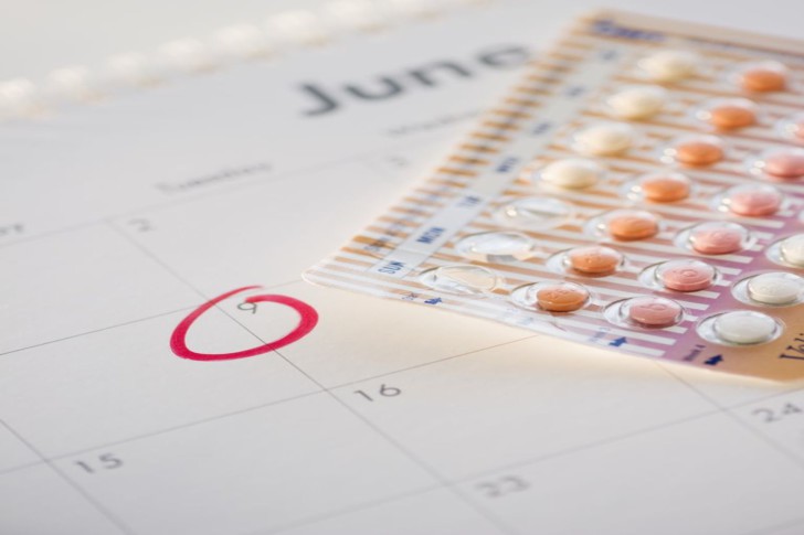 Фазы и периоды менструального цикла: когда 1 стадия месячных сменяется 2 и сколько дней они длятся?