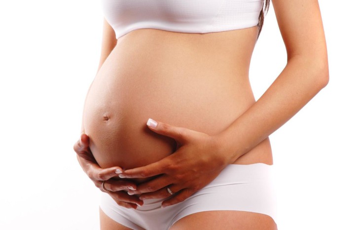 Вздутие живота и боли в кишечнике при беременности: почему появляется метеоризм на ранних и поздних сроках и что делать?