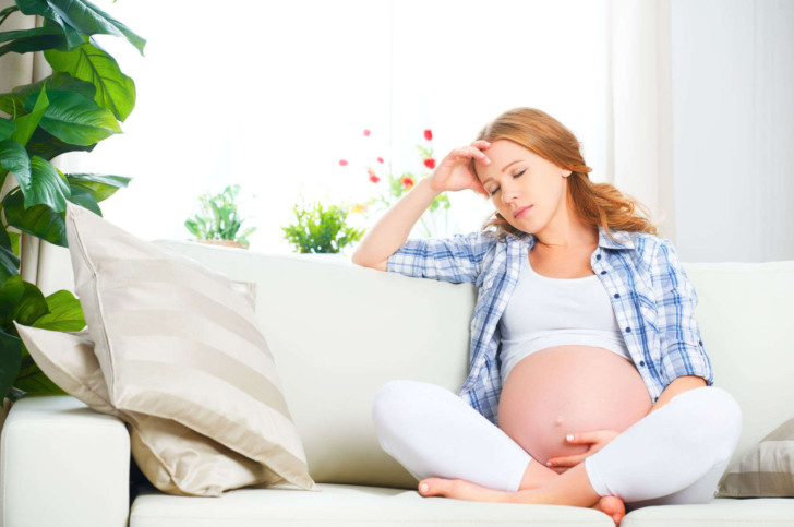 Одышка и нехватка воздуха у женщины при беременности: почему тяжело дышать и перехватывает дыхание, что делать?