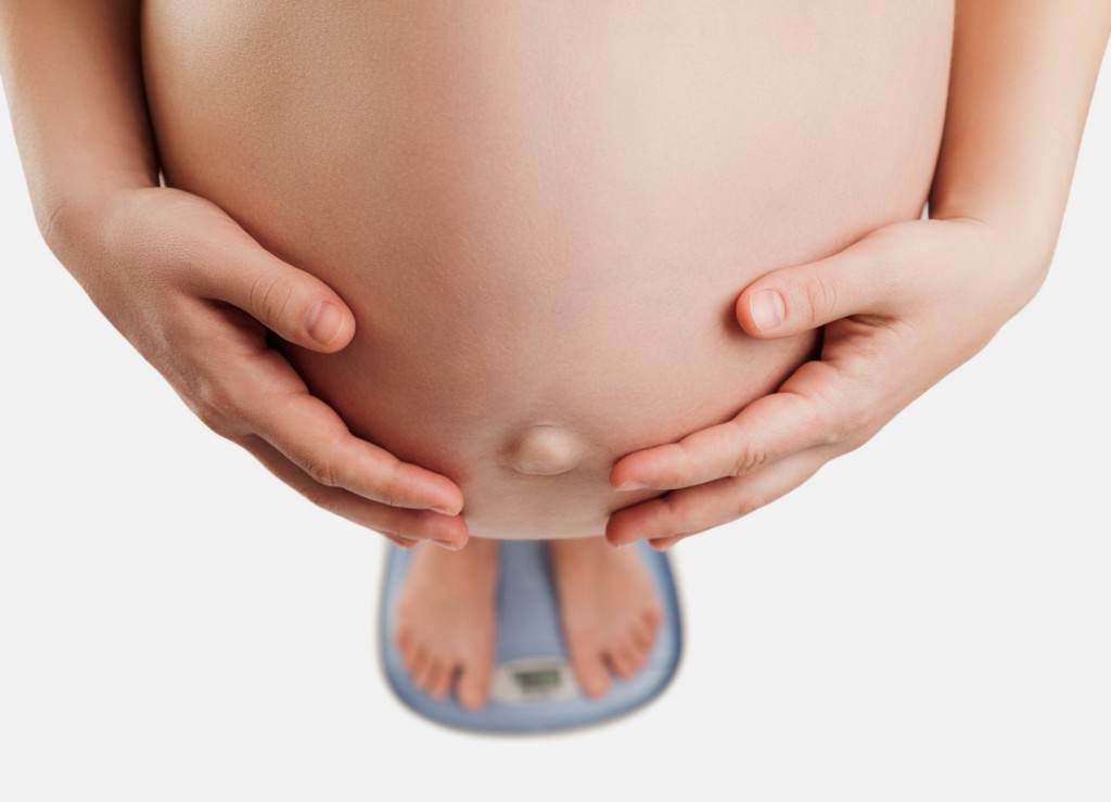 Как рассчитать предполагаемую массу тела плода при беременности, какие методы расчета веса существуют?