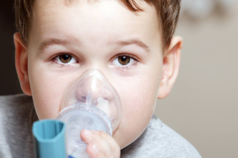 Ингаляции с физраствором в небулайзере при кашле и насморке у детей: дозировка и инструкция по применению