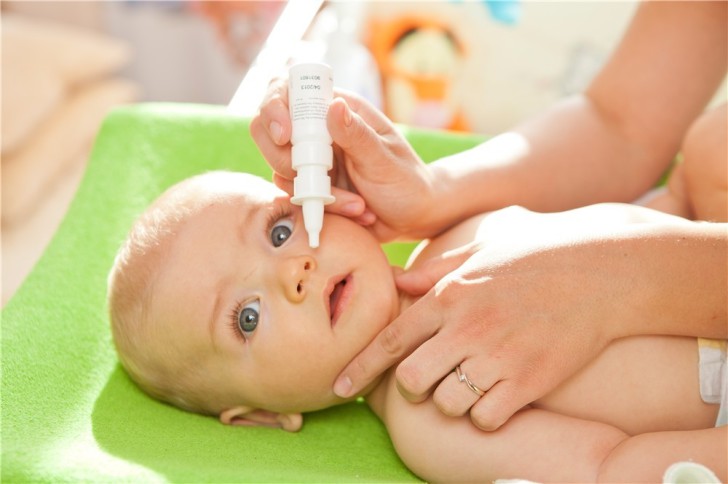 Причины и лечение заложенности носа у ребенка: эффективные препараты и народные средства
