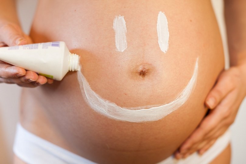 Крем от растяжек для беременных женщин Мама Комфорт: состав и действие, инструкция по применению и противопоказания