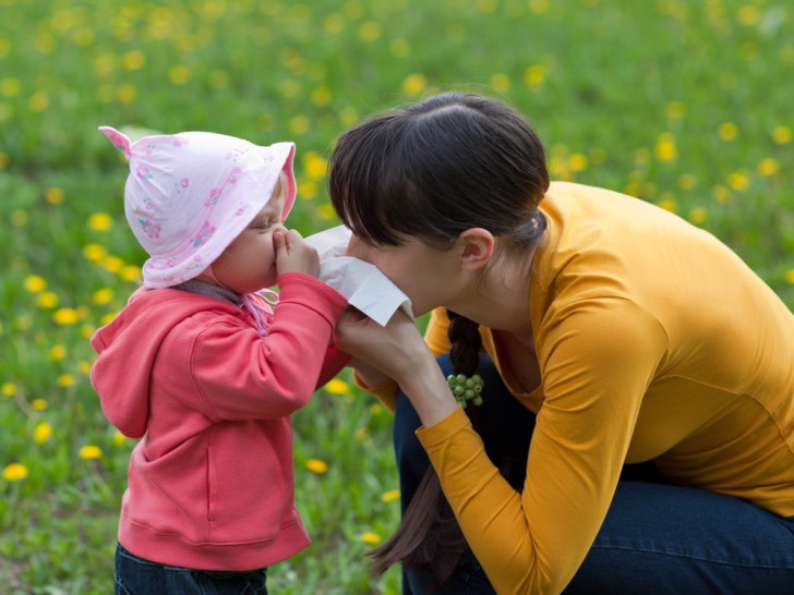 Симптомы аллергии у ребенка на цветение и пыльцу растений, методы лечения