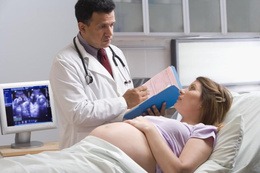 Почему на ранних сроках беременности может медленно расти ХГЧ, что делать?