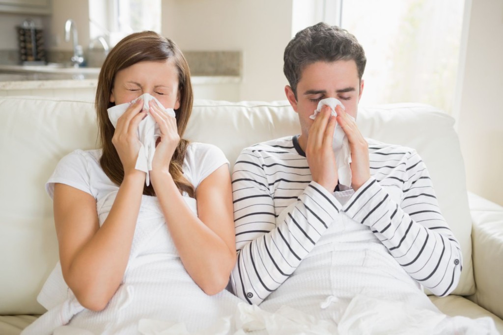 Простуда и насморк в 1 триместре беременности: чем лечить заболевание на ранних сроках?