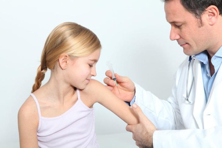Что такое вирус Эпштейна-Барр, какова его симптоматика у детей и как проводится лечение, чем опасна болезнь?