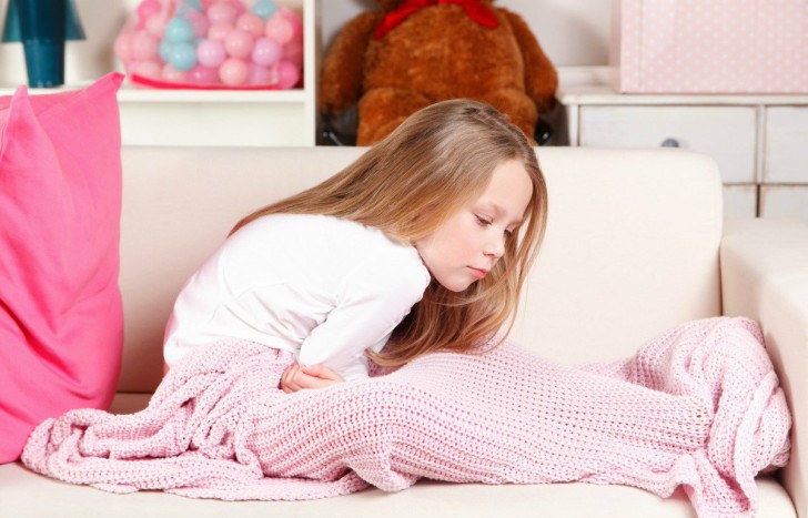 Симптомы перегиба желчного пузыря у ребенка, виды патологии и способы лечения