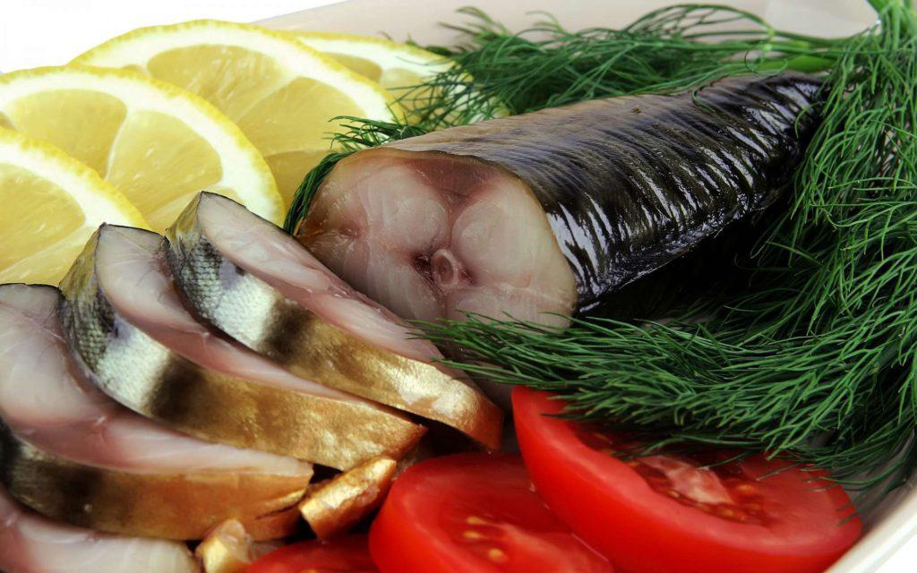 Польза и вред скумбрии для организма, химический состав рыбы, способы приготовления и противопоказания