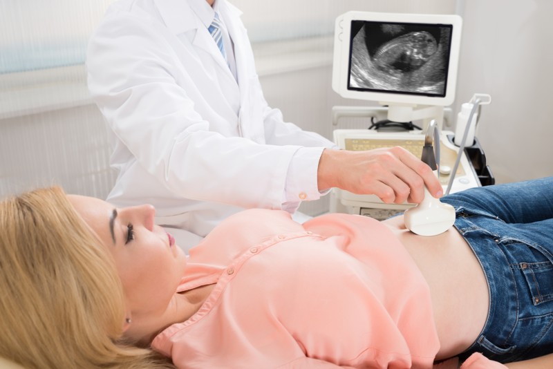 Когда в ходе УЗИ видно плодное яйцо, почему эмбрион в матке не визуализируется на сроке 6–7 недель беременности?