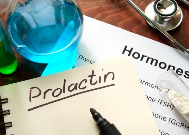 Норма пролактина у мужчин по возрасту, причины повышения и понижения уровня гормона, симптомы и лечение