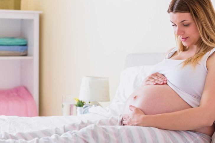 Понятие тренировочных схваток при беременности, ощущения женщины, сопутствующие симптомы и отличия от настоящих