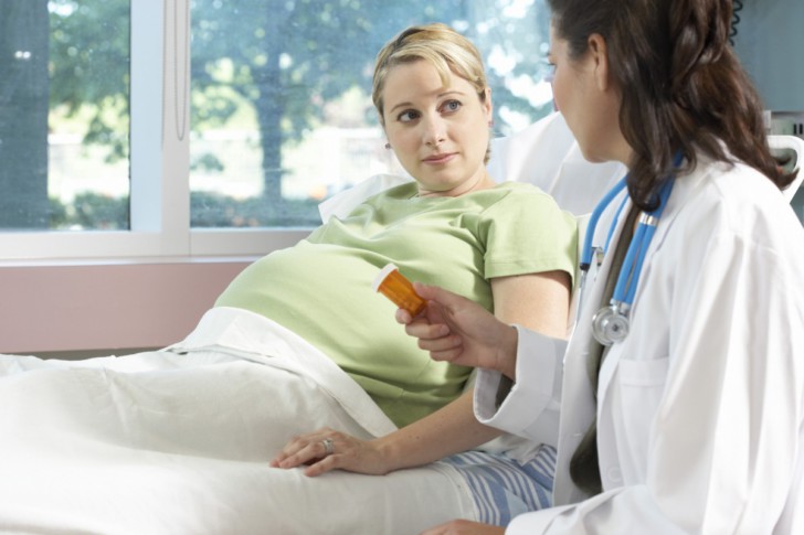Можно ли беременным пить препарат Но-Шпа, для чего его назначают на ранних и поздних сроках?