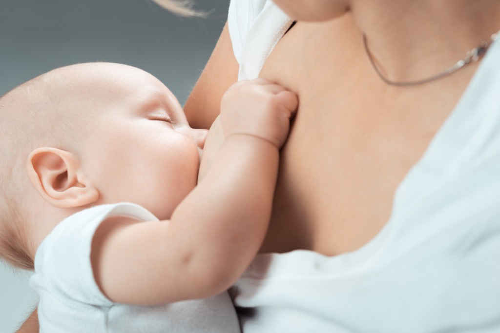 Как подготовить грудь к вскармливанию ребенка, чтобы хватало грудного молока при кормлении, как осуществлять уход?