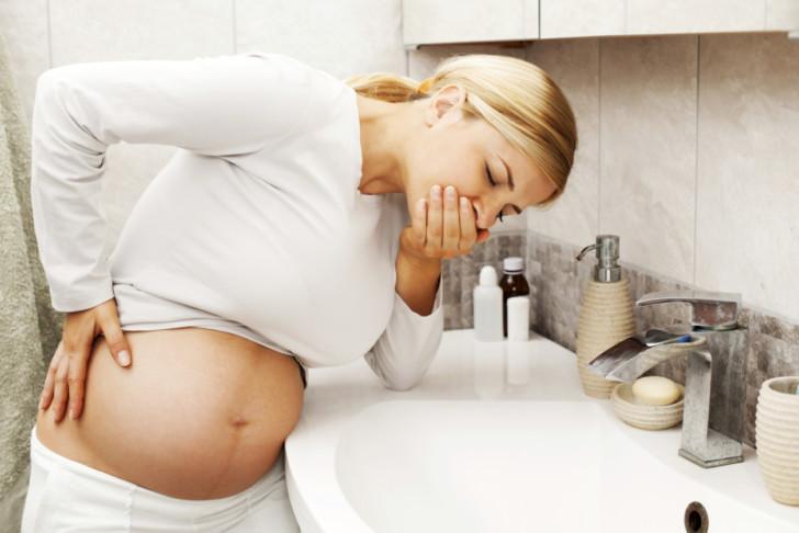 Что делать, если во время беременности диагностирован панкреатит, каким будет лечение?