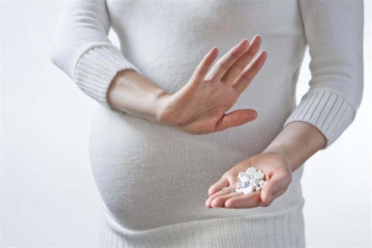 Флуконазол: можно ли принимать препарат в 1, 2 и 3 триместрах беременности?