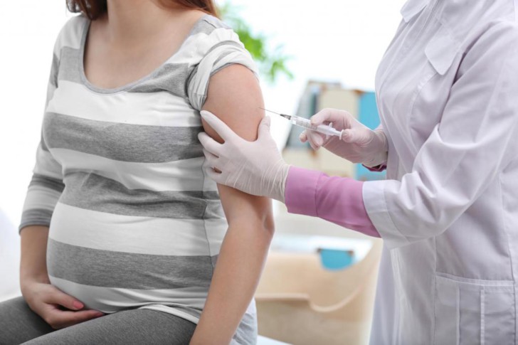Инъекции иммуноглобулина при отрицательном резус-факторе во время беременности и после родов, последствия введения укола
