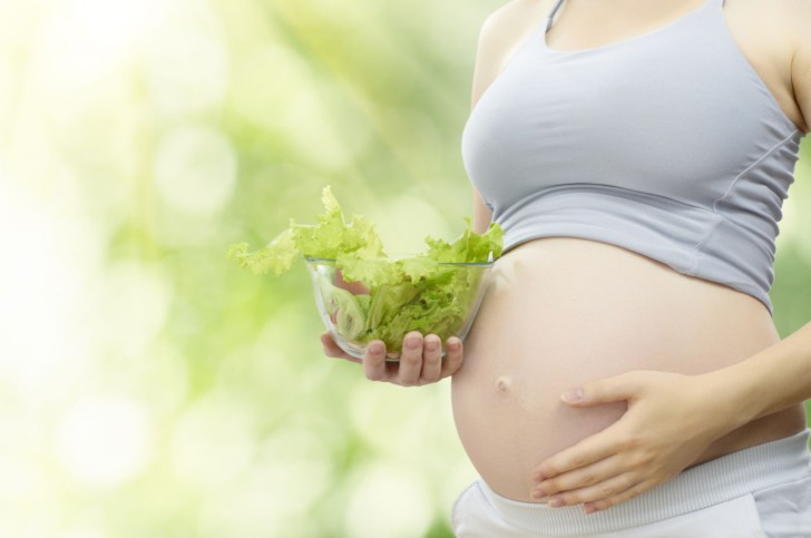 Что можно, а что нельзя делать в 3 триместре беременности, какую диету нужно соблюдать беременным?