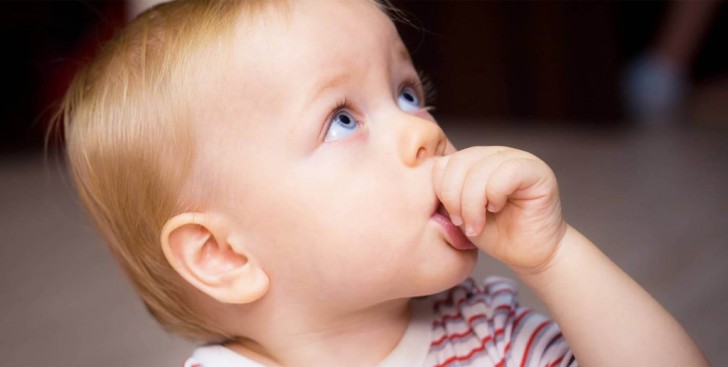 Почему ребенок постоянно держит рот открытым: возможные причины