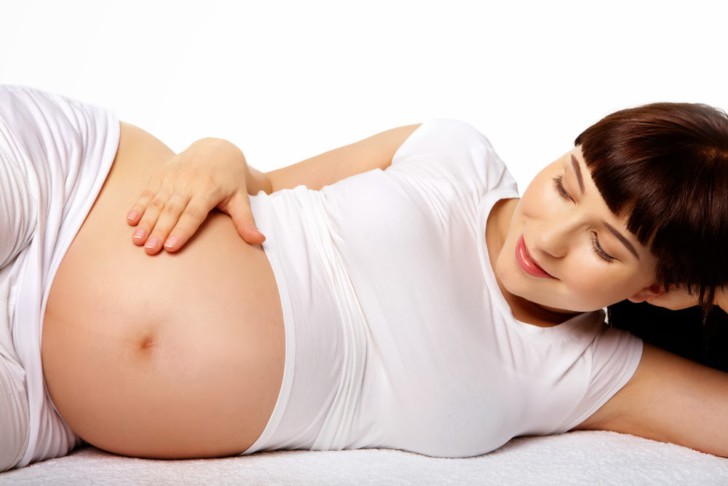 Инструкция по применению Папаверина при беременности: использование свечей, уколов и таблеток на ранних и поздних сроках
