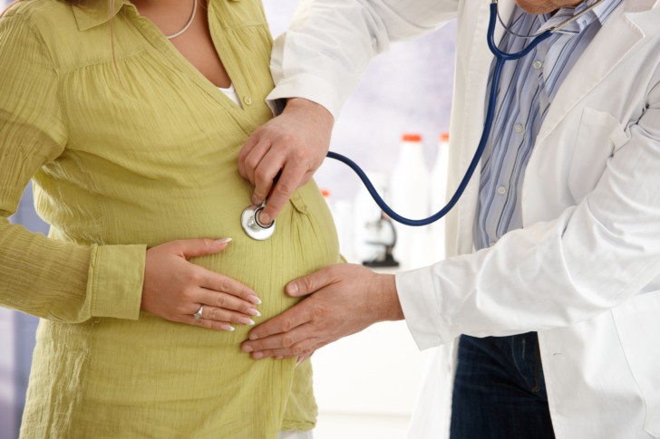 Инфекции половых путей при беременности: чем они опасны для матери и плода и какие могут быть последствия?