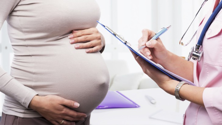 Инструкция по применению глицериновых свечей от запора при беременности: как использовать на ранних и поздних сроках?