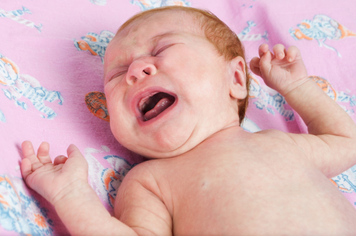 Симптомы колита кишечника у новорожденных и детей старшего возраста, лечение заболевания