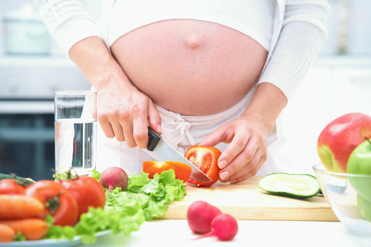 Питание беременной женщины перед родами: какой должна быть диета, что можно и нельзя есть?