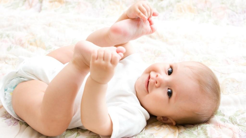 Плюсы и минусы искусственного вскармливания новорожденных и грудничков, как правильно разводить смесь и кормить ребенка