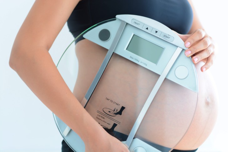 Набор веса во время беременности: нормы прибавки по неделям, патологические значения, рекомендации будущей матери