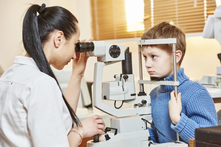 Причины амблиопии у детей, лечение ленивого глаза средней и высокой степени тяжести