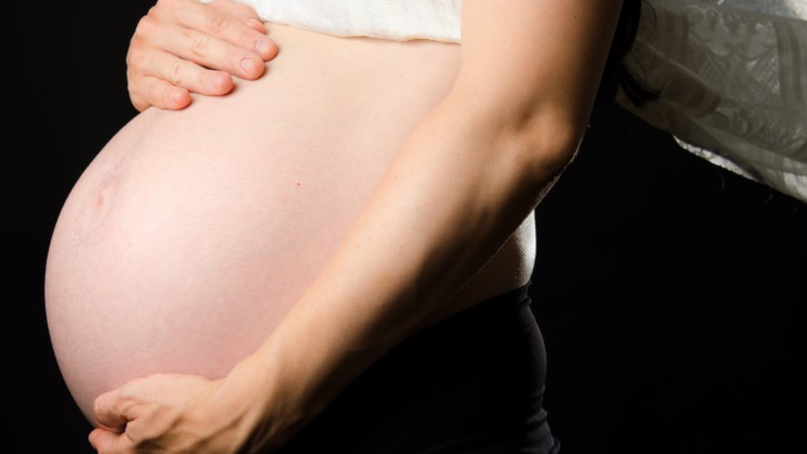 Что происходит с малышом и мамой на 39 неделе беременности, каковы предвестники родов у первородящих и повторнородящих?